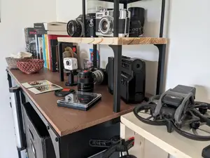 Legs for shelf