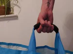 Ergonomic bag handle - simple!