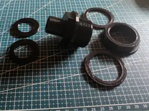 Reduziernippel 1 1/4 Zoll x 3/4 Zoll + Mutter etc