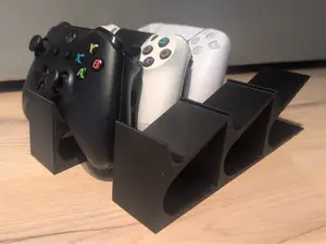 Holder for 3 Controllers (universal)