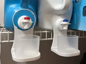 Laundry detergent bottle cup holder (screw on)