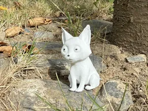 Sitting cute/creepy cat