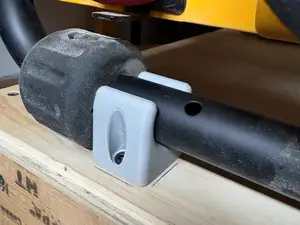 DeWalt Table Saw Push-Fit Mount, Frame Clip