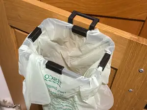 3D Printed Under-Cabinet Bag Holder for Food Waste