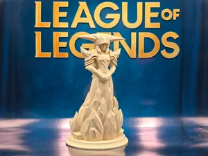 Lissandra ( League of Legends ) LoL