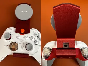 MagSafe iPhone holder/clip for Xbox controllers