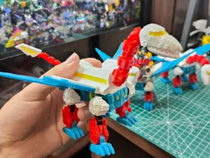 变形金刚山猫号/天猫号13CM，不可变形，可搭配布鲁可星辰版（需要AMS）