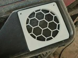 Speaker housing for the Golf 2 door pocket 