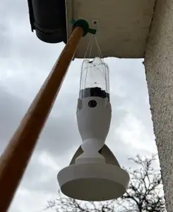mangeoire oiseaux bouteille
