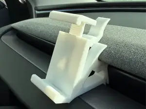 Tesla Model 3 Highland(24) Dashboard Phone Holder
