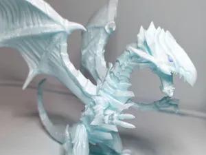 Blue Eyes White Dragon Figure