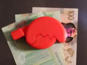 Mr Krabs Magnetic Bag Clip