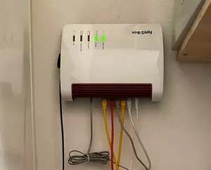 wall mount Fritz!Box 5590 Fiber fritzbox Wandhalterung