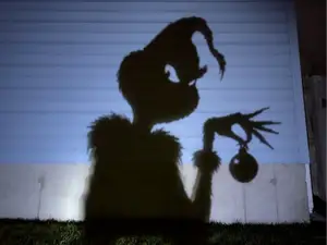 The Grinch with Ornament - Christmas Shadow Caster