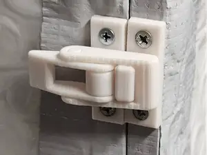 Toggle Latch