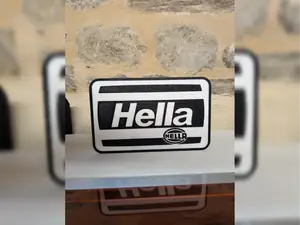 Lightbox HELLA – Version Cache Optique Rectangle