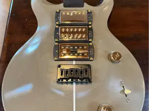 Relay Flex Guitar