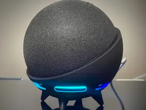 Alexa Echo dot 5 mesa