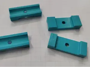 Yagi antenna elements holder (10mm el. diameter)