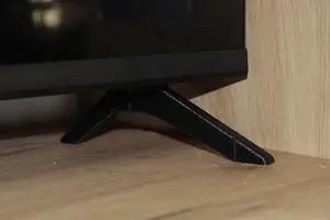 Hisense 32A series TV stand L & R - DRAWING INCLUDED