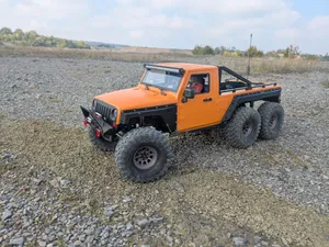 Jeep Wrangler JK 1:10 / 6x6 Conversion / Bed / Rollbar / Fender 4x4 / Fender 6x6.... on TRX-6 Chassis