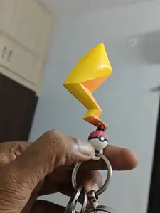Pokemon pikachu keychain