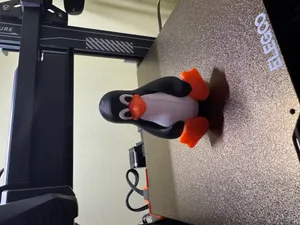 Linux Mascot Tux - Multipart / No MMU needed