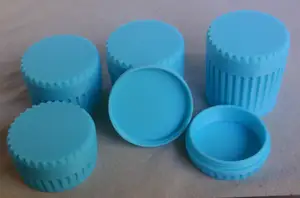 Dose D = 38 mm mit Schraubverschluß für Kleinteile; Can with screw cap for small parts diameter 38 mm