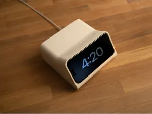 iPhone Charging Dock - 15 Plus
