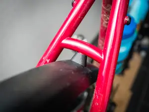 Rear frame spacer for SKS Bluemels Prime 45 28" bike fender/mudguard