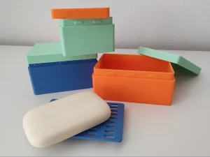 Parametric soapbox with cover and drainer