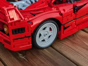 Lego technic Ferrari F40 wheel (Sp3 or 1/8th size)