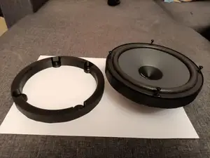 W639 MB Viano Speaker adapter for 165mm speaker