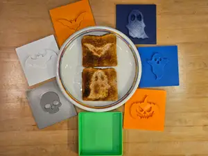 Toast press / sandwich engraver, Halloween edition