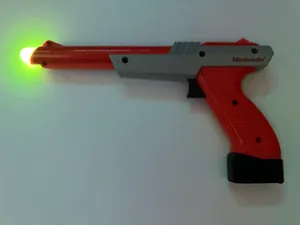 Nintendo Zapper Prop/Toy Mod