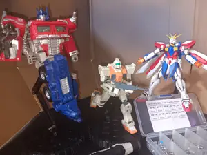 Action Figure Flight Base