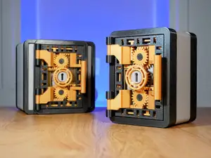 Mini Vault with Lever Tumbler Lock