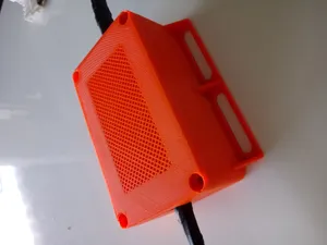 Housing for electronics with ventilation grid / Elektronikgehäuse mit Lüftungsgitter 60 x 100