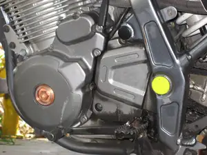 Suzuki DR650 SE Frame Plug