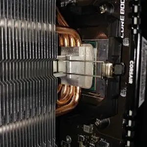 AM4 vertical mount for Cooler Master Hyper T4 & Hyper 212