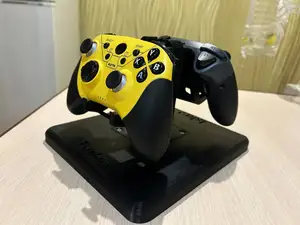 Gamepad Stand Holder
