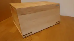 Replacement for "Continentia" Bread Box Hinge