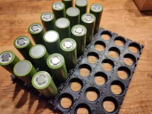 Interlocking 26700/26650 Battery Cell Holder/Grid