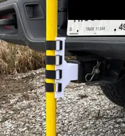 Antenna Mast/Pole Hitch Receiver Mount