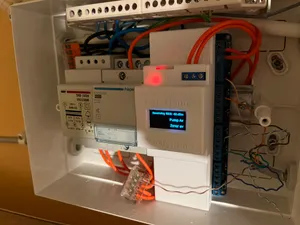 DIN Rail Housing for 8-Channel Relay and OLED Display