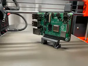 Raspberry Pi 4 / Pi 5 DIN Rail Mount with M3 Rivet Nuts