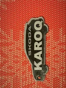klíčenka ŠKODA KAROQ