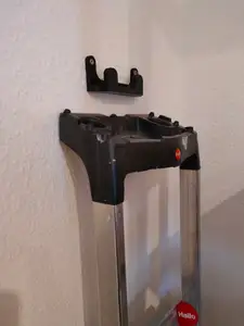 Wall-Mount Hook for Hailo Step Ladder