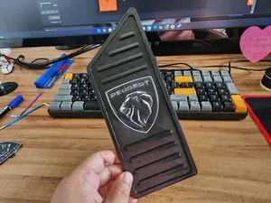 Peugeot 2008 II footrest (logo inside layer)