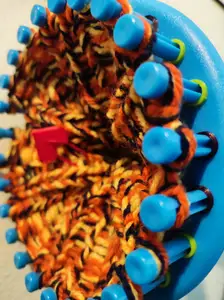 Markers for knitting loom